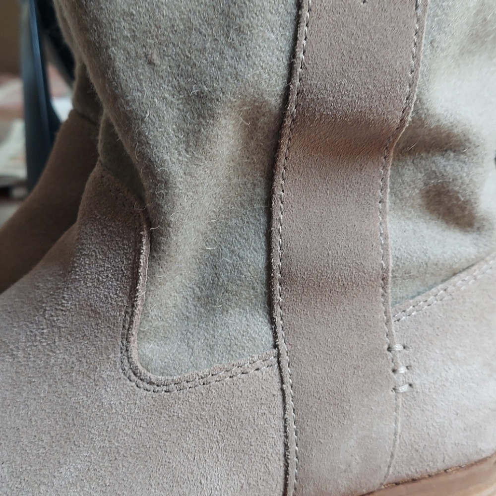 TOMS - Picture 13 of 16